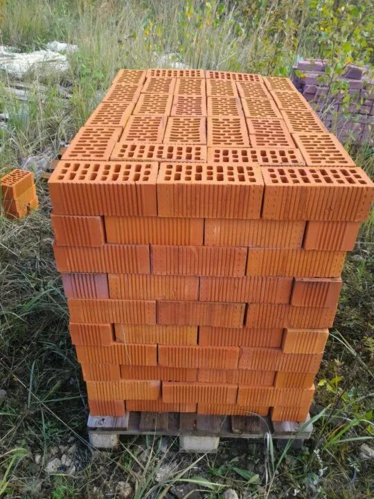 Listen to Be careful around stacks of bricks by DonniLama in MilkStake/Kōsaka pl
