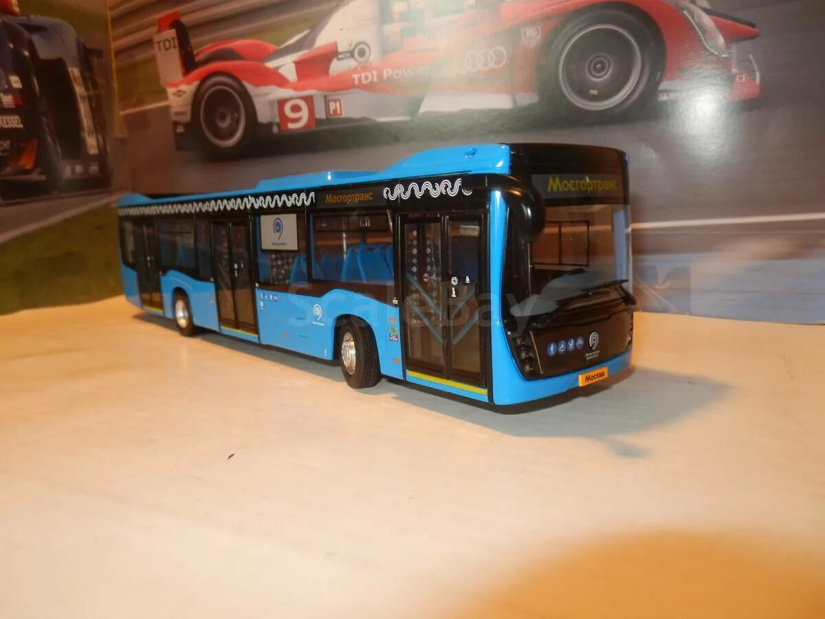 Игрушка автобус камаз. Нефаз 5299 мосгортранс игрушка модель 1:43. как сделать автобус из картона камаз нефаз 529900.