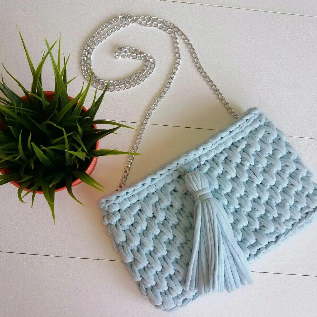 клатч крючком из шнура. вязаные клатчи крючком. вязаная сумка клатч. вязаные клатчи крючком. овальный клатч крючком.