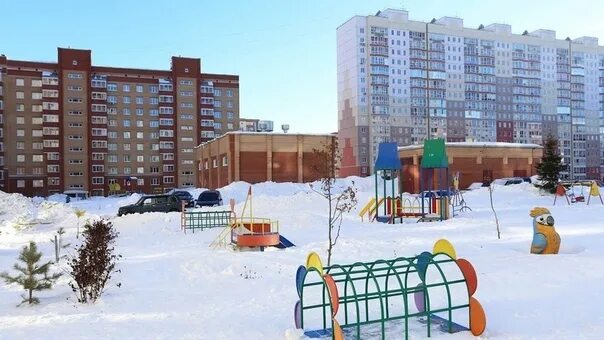 Новосибирск 5 микрорайон снегири зимой. Родники снегири новосибирск. Жилмассив родники новосибирск. Сосновый бор новосибирск зимой. Микрорайон стрижи зимой.