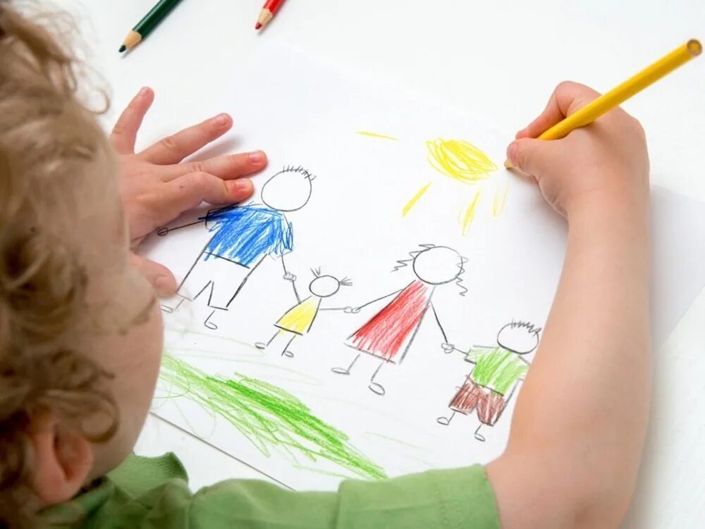 Детские рисунки психолог. Психология детских рисунков. Детская психология рисунки. Ребенок рисует у психолога. Психология рисунок для детей.