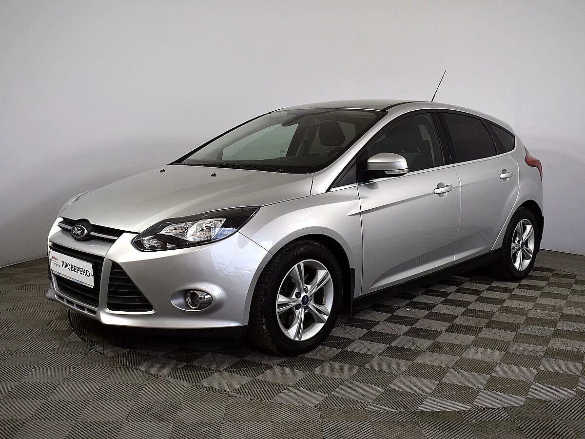 Форд фокус 2012 купить. Ford Focus 2012. Ford Focus 3 2012. Форд фокус 3 2012 года хэтчбек. Форд фокус 2012 хэтчбек.