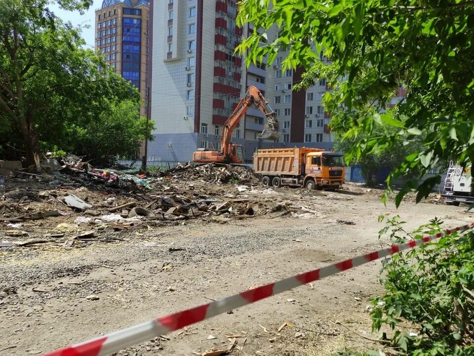 Новосибирск будут сносить. Нэвз-союз новосибирск. Снос школы. Расточка новосибирск. Инская улица новосибирск снесли.