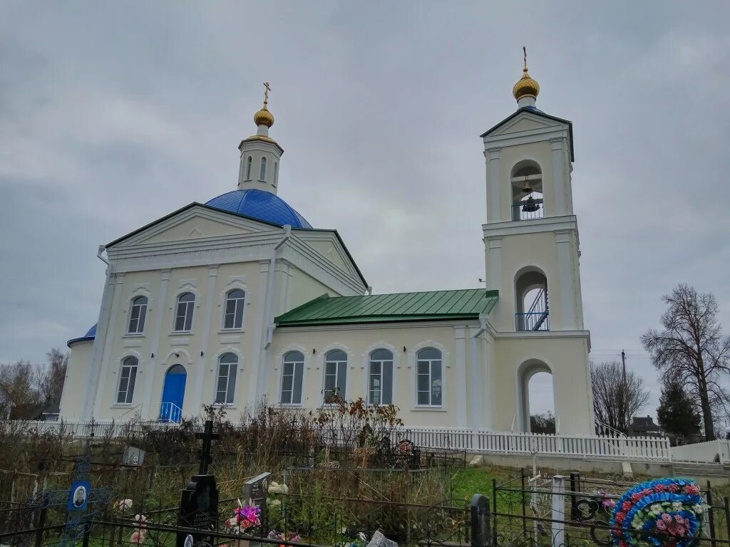 Погода высокое новодугинский район. Храм в Болшево Новодугинского района. Церковь Большево Новодугино. Церковь Днепровское Новодугинский район. Болшево Новодугинский район Смоленская область.