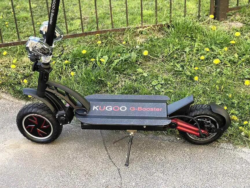 Куга джей бустер. Kugoo g-Booster. Электросамокат Booster Scooter. Kugoo бустер. Kugoo g Booster 2020 2400w.