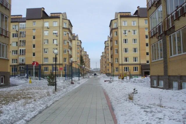 Старгород омск купить. Старгород Омск. ЖК Старгород Омск. Старозагородная роща Омск Старгород. Старгород Тютчева 2.