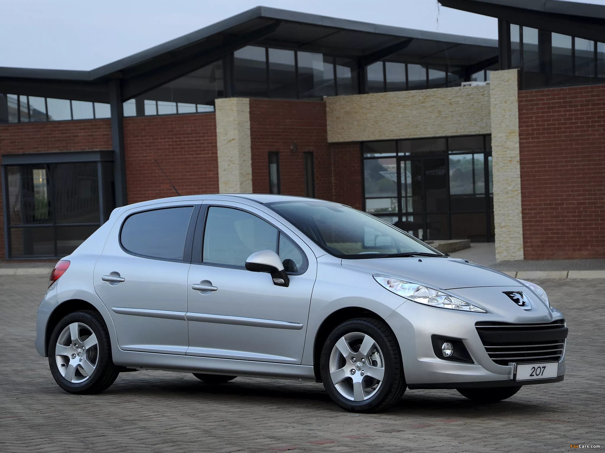 Peugeot 207. Peugeot 207 2009. Пежо 207 серый. Пежо 207 2012. Купить пежо в красноярске