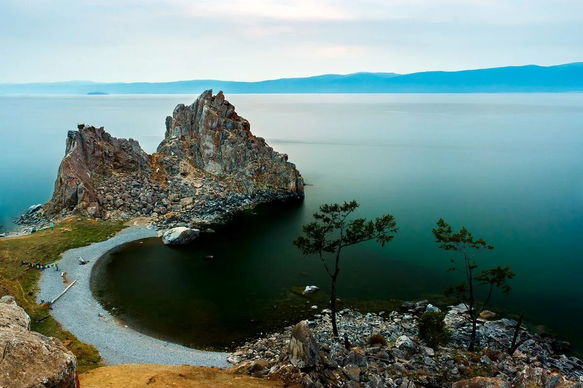 Природный объект байкал. Памятник юнеско озеро байкал. мыс бурхан северобайкальск. остров ольхон с воды. река шаманка камчатка.