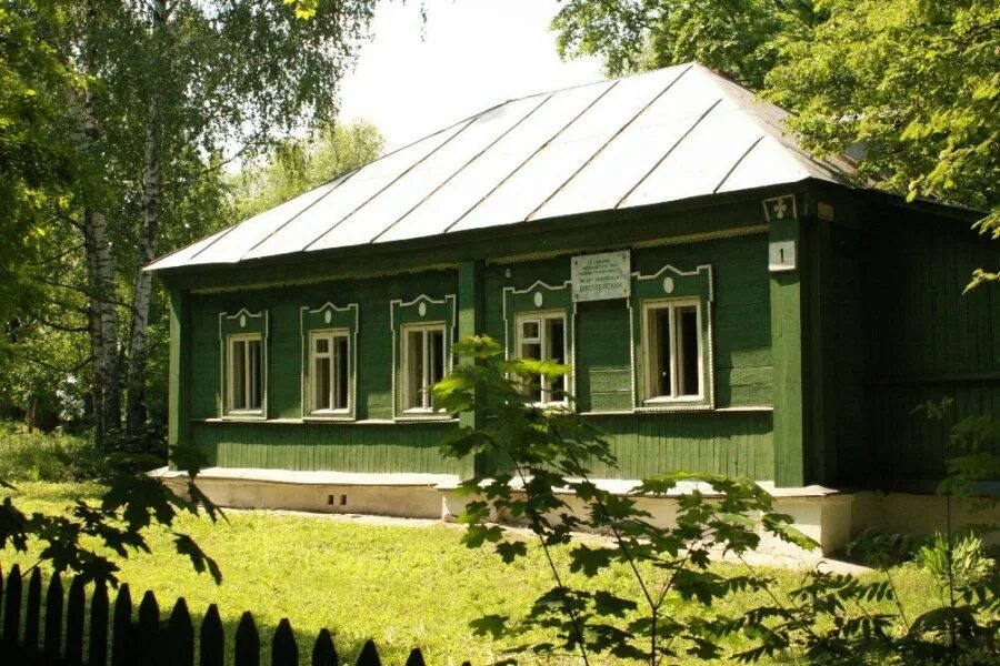 Усадьба даровое. Музей усадьба Достоевского Даровое. Усадьба ф. м. Достоевского в деревне Даровое. Музей усадьба Даровое Зарайск. Музей Достоевского в Зарайске.