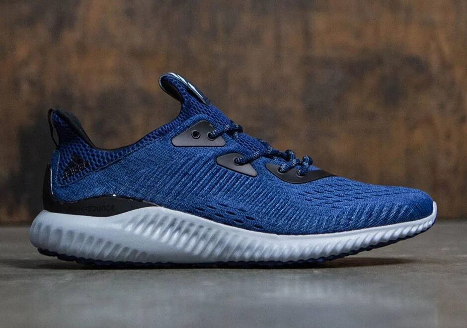 Кроссовки adidas alphabounce. Adidas Alphabounce 3. Alphabounce adidas мужские. Adidas Alphabounce синие.