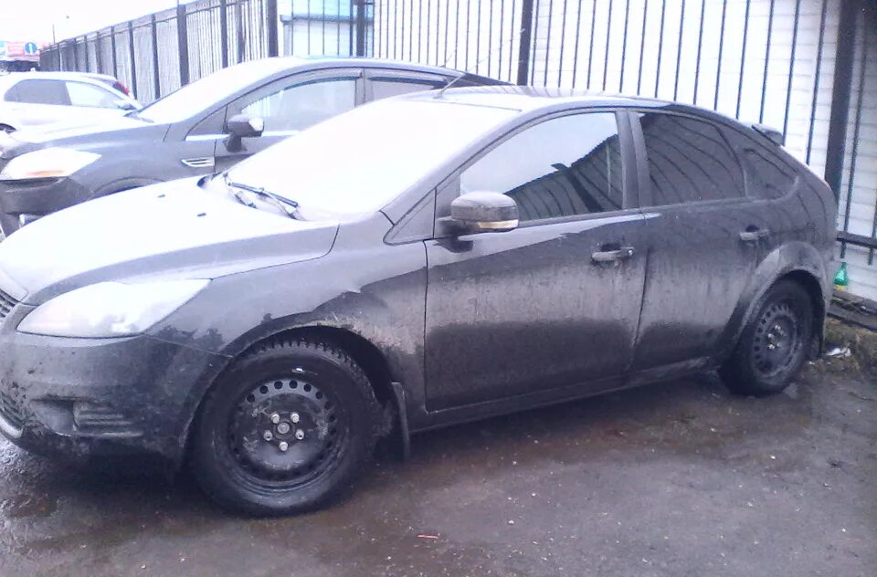 Ford focus 2 на штампах 16. Форд фокус 2 седан штампы. Форд фокус на штампах. Штампы r17 форд фокус 2. Штампы r17 форд фокус 2.