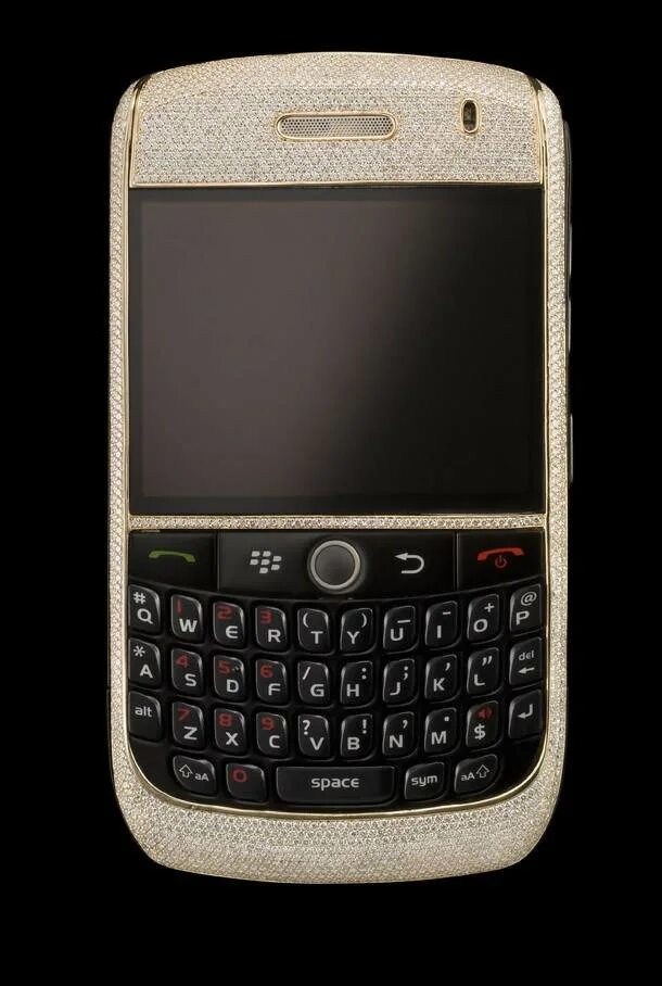 Самой дорогой блэкберри. Блэкберри Amosu. BLACKBERRY curve 8900 с бриллиантами. Diamond encrusted BLACKBERRY curve 8900. Блэкберри Бриллиантовый.