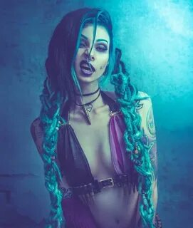 Dirty cosplay