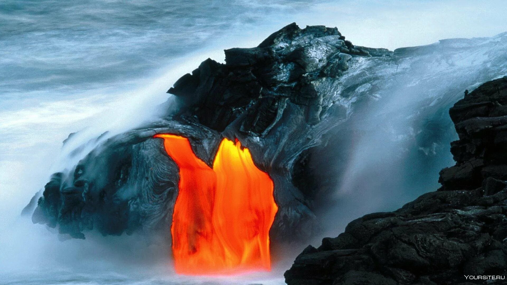 Лава и вода