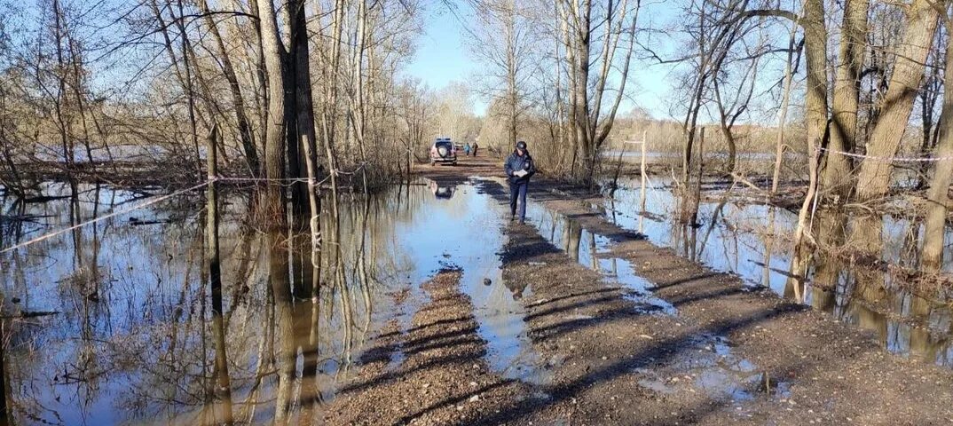 Паводковая обстановка башкортостан. Паводковая ситуация в Башкирии 2022 в Уфе. Паводковые воды горные работы весной.