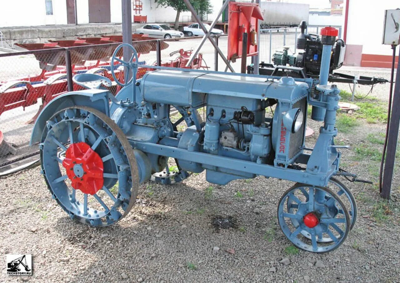 Трактор универсал 1930. Очный трактор. John deere 4730. Трактор версатайл 570. Очный трактор.