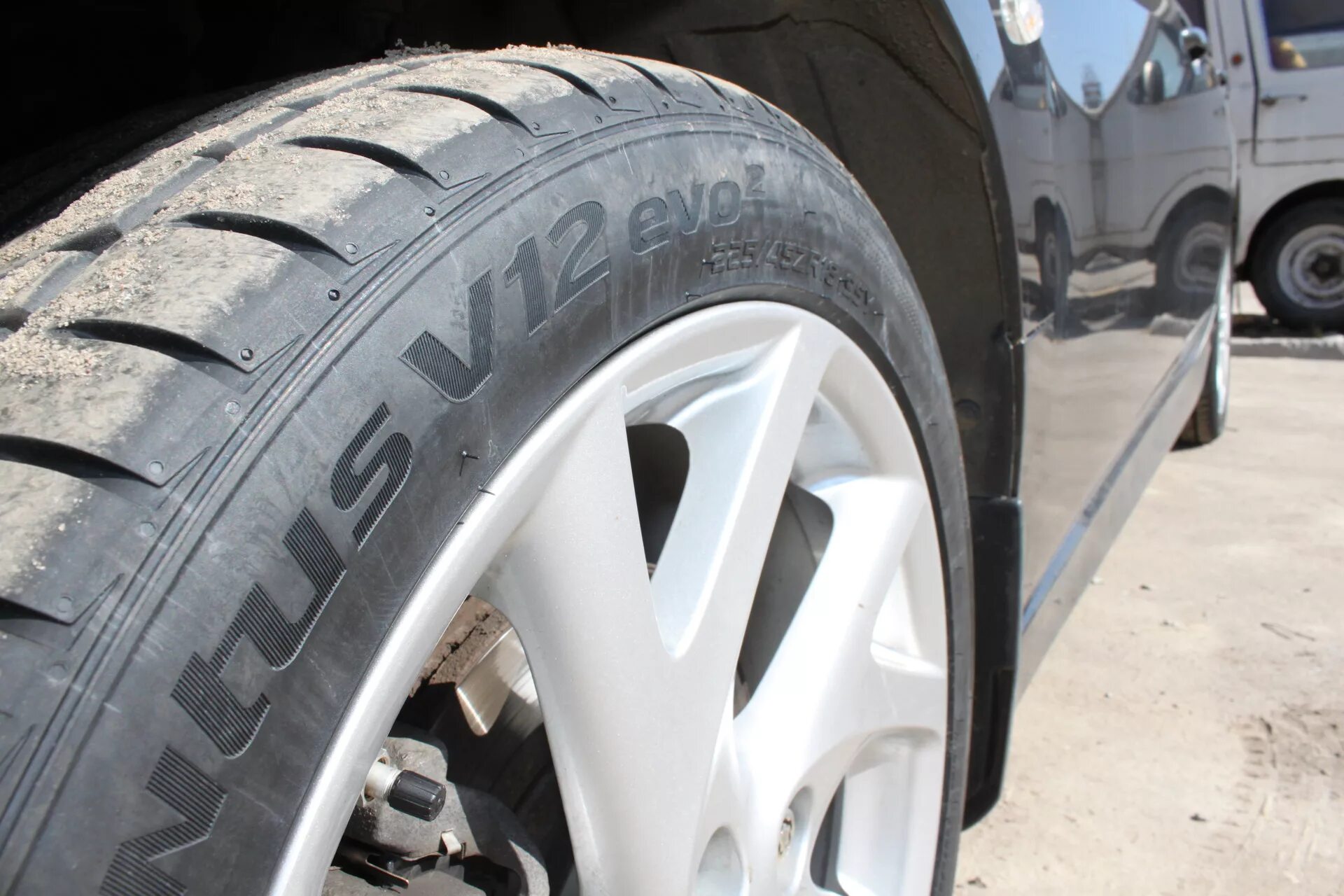 Hankook r18 лето. Ханкук Вентус v12 evo2. Шины Ханкук Эво 12. 225/60r18 100w Hankook Ventus v12 evo² k120. Ventus v12 evo2 k120.