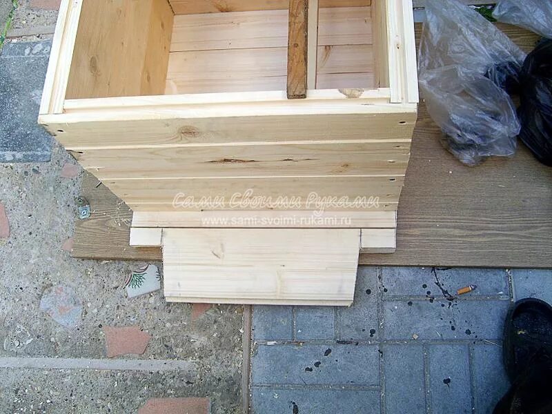 Улей из доски. Улья для пчёл из шпунтованной доски. Улей дадан. Нуклеус на 6 рамок. Улей лежак на 24 рамки.