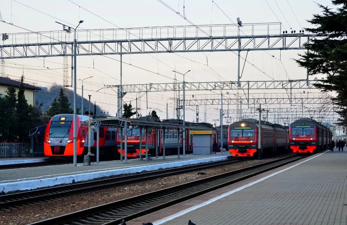 железнодорожный вокзал белгород, белгород. 10. жд пути белгород. вокзал станции белгород. вокзал станции белгород.