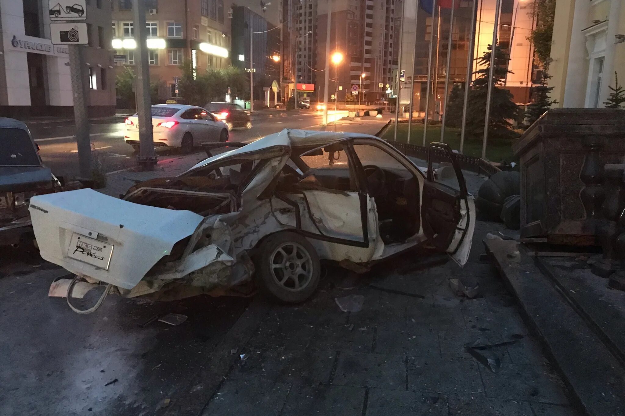 Тюмень последние. Пожары в тюмени на малыгина. Завод полимерпласт тюмень. Бмз богородск пожар. Пожар в центре тюмени сейчас.