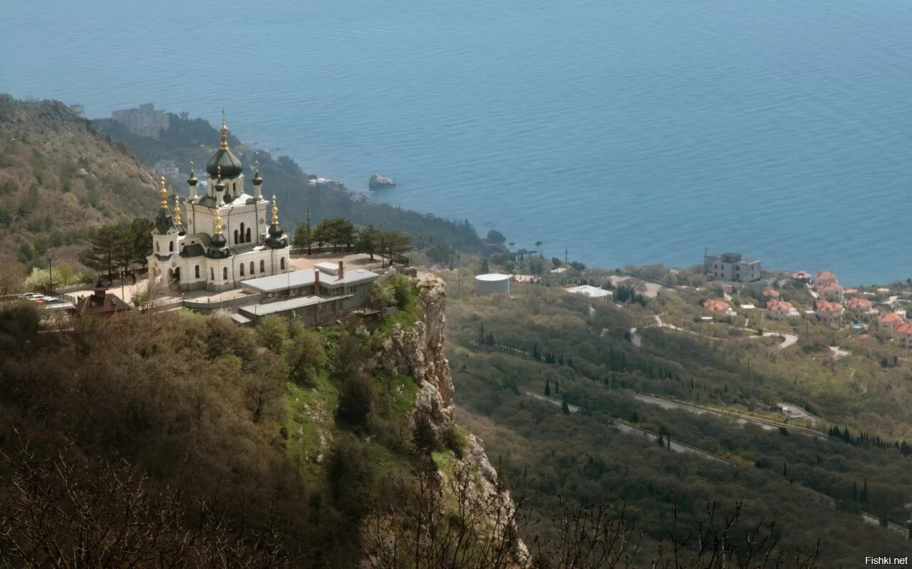 Форос как доехать. Форосский храм в крыму. воскресенская церковь (форос). монастырь форос форосский монастырь. церковь вознесения христова в форосе.
