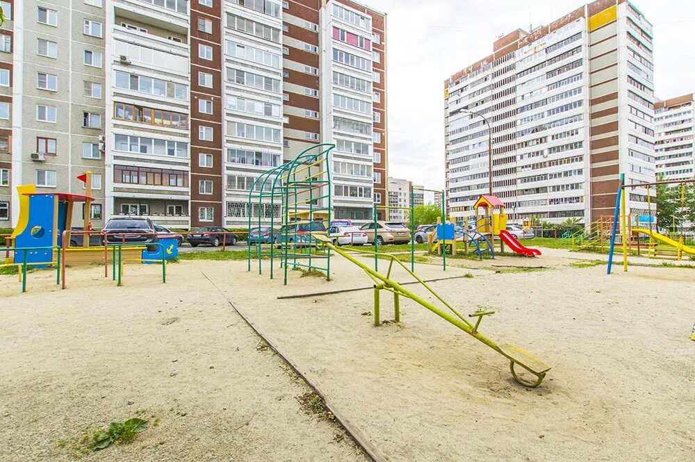 Уральских рабочих 15. Буревестник екатеринбург улица. Уральских рабочих 21 екатеринбург. Посадская 15 екатеринбург. Рабочих 15 екатеринбург.