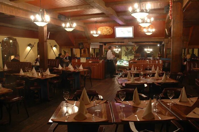 Фотосессия викинги. Кафе викинги уфа. Наклейки volvo с викингами. Викинг москва. Москва улица санникова 13.