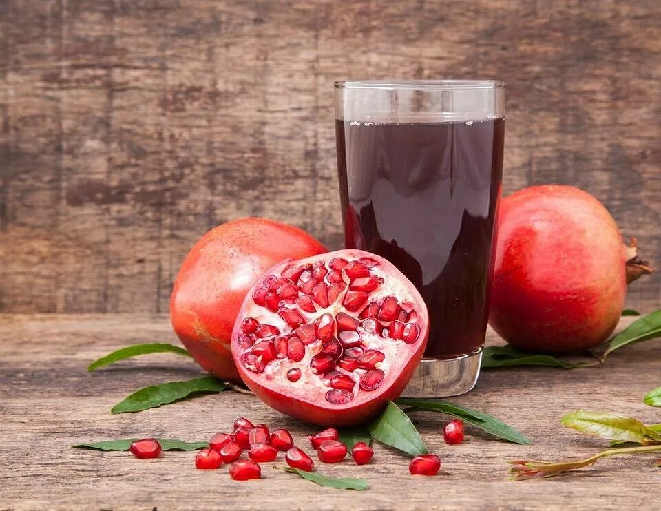 Гранатовый фреш. Сок гранатовый juice juice. гранатовый сок pomegranate. сок гранатовый анар. fresh pomegranate juice.