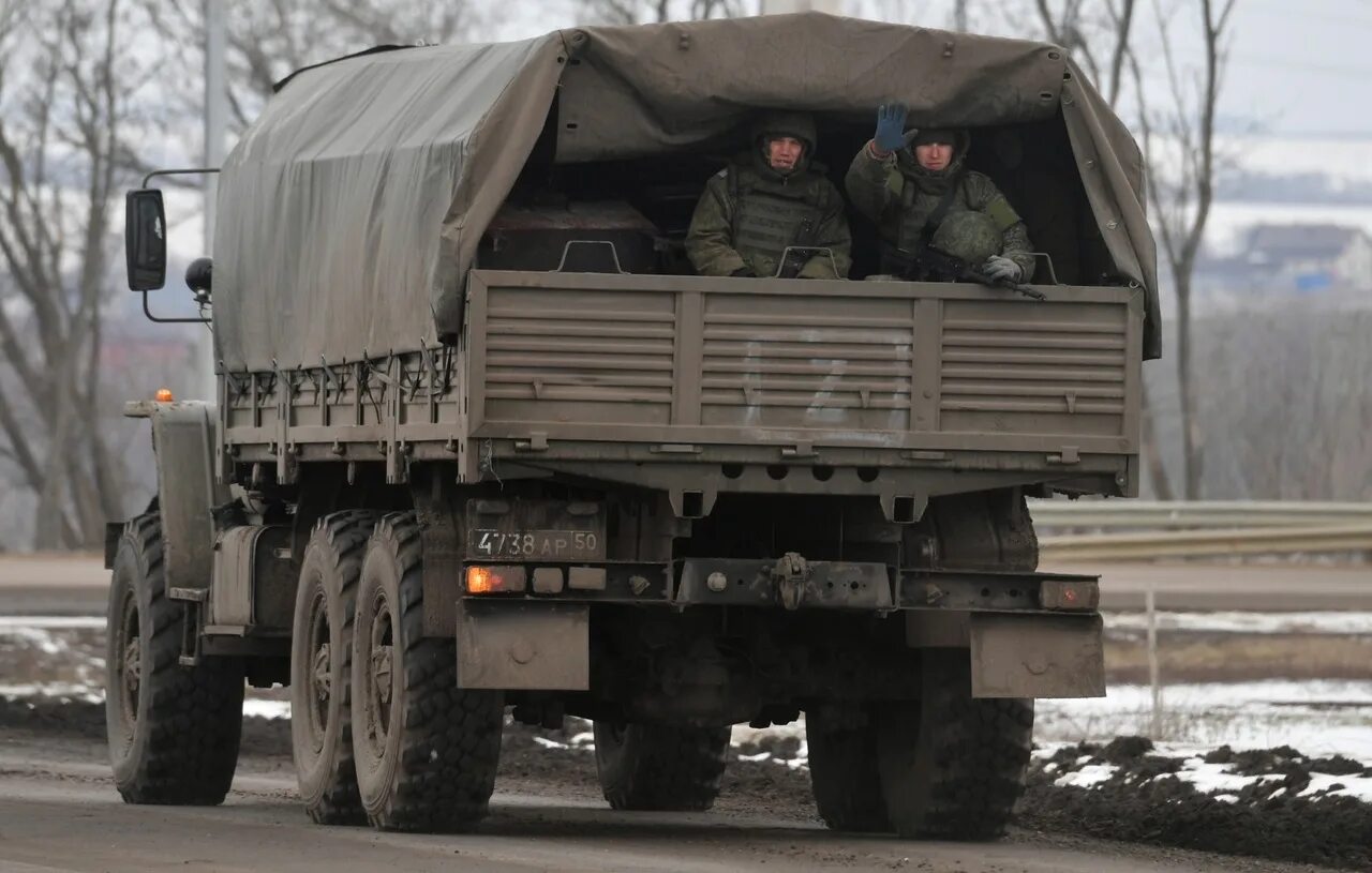 Украинский грузовик. Российские военные в Белгородской области 2022. Обстановка на границе с Украиной. Области России на границе с Украиной. Обстановка на границе белгородской области сейчас