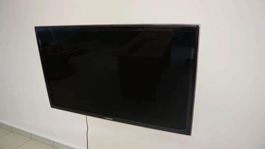 Куплю телевизор 46 дюймов. Телевизор самсунг диагональ 46. Samsung ue46d5500rw. Телевизор самсунг 117 диагональ. Телевизор самсунг 108 диагональ.