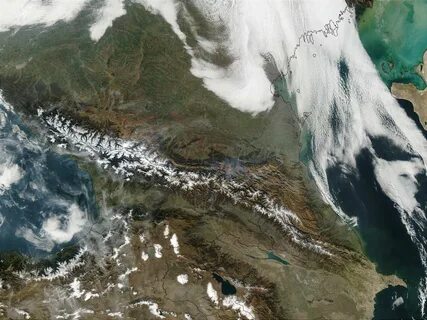 Горы между черным и каспийским морями