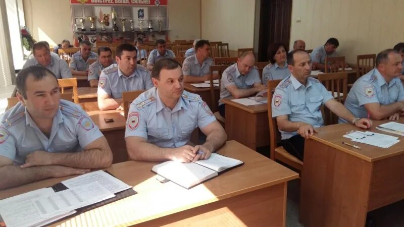 Омвд черкесск. Студенческий десант кчр. Начальник мвд кчр черкесск. Козуб александр анатольевич кчр. Черкесску начальник.