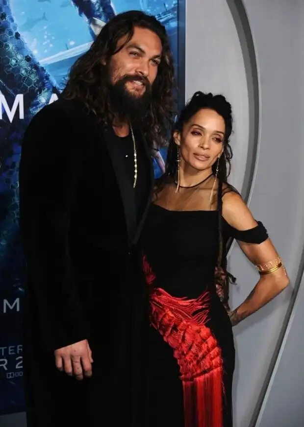 Джейсон момоа жена. Момоа и боне. Боне возраст. Джейсон момоа жена. Боне возраст.