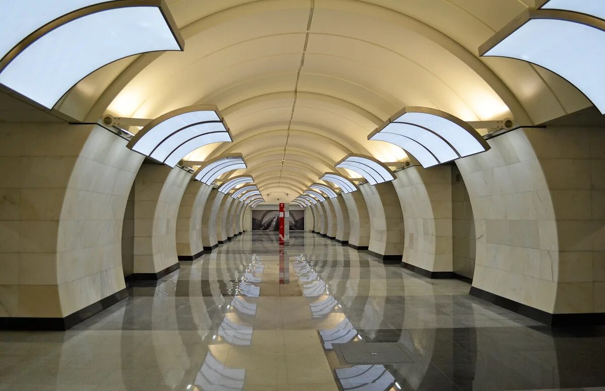 Петровско разумовская водный стадион. Станция метро Петровско-Разумовская Люблинско-Дмитровской линии. Станция Бутырская. Станция метро Петровско-Разумовская ЛДЛ. Станция метро Бутырская.