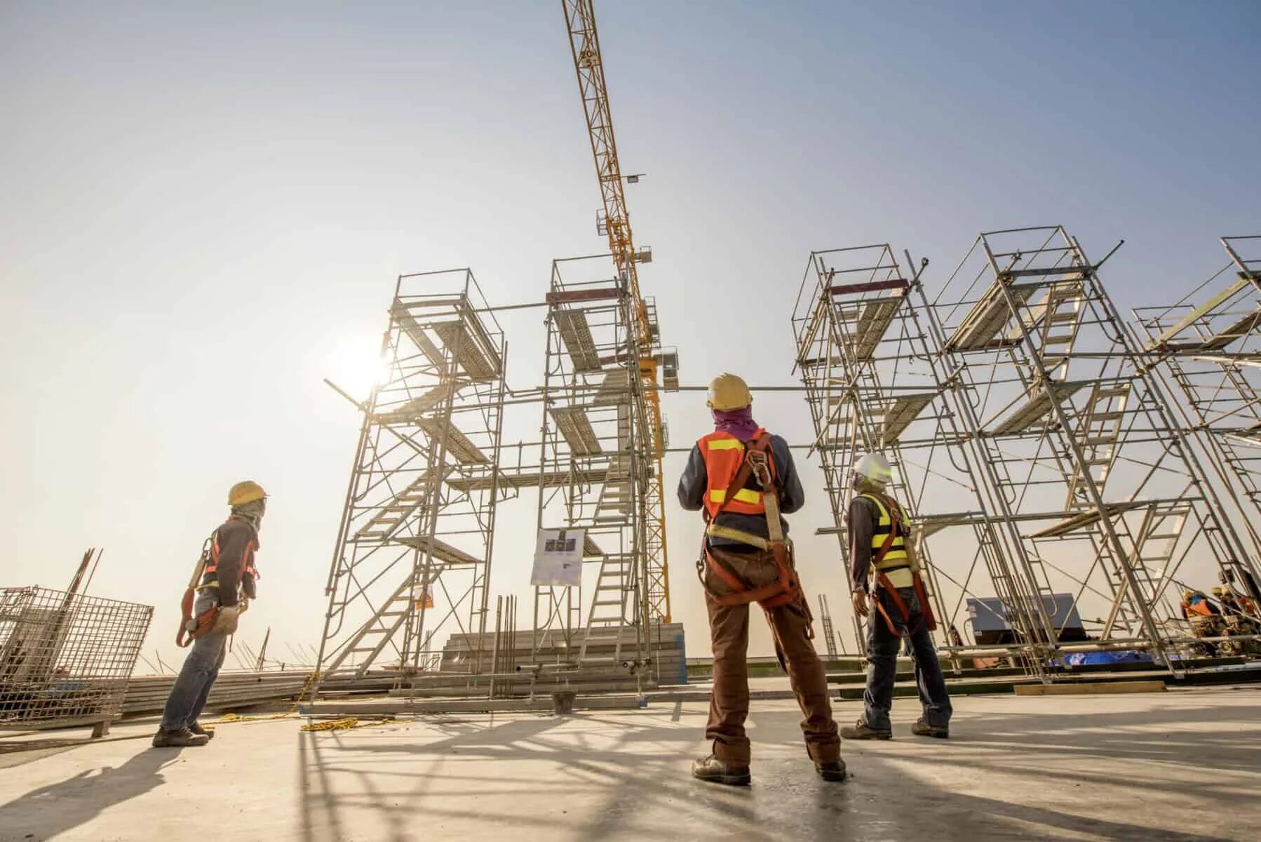 Стройка фон. Civil engineering works. Инженер строитель. Строитель. Стройка картинки.