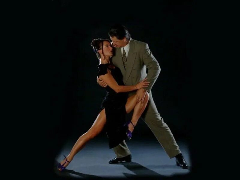 Аргентина 1950 танго. Аргентинский танцор танго. Аргентинский танцор танго карлос гарида. Танцы в италии на улице. Аргентина танго на улице.