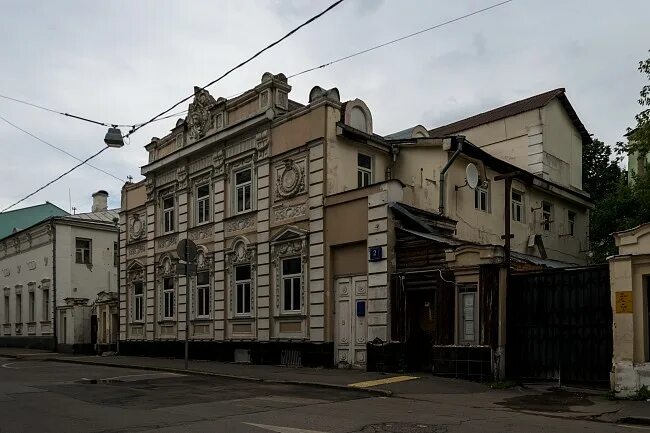 Ошуркова. Усадьба братьев тупицыных пермь. Усадьба братьев. Усадьба братьев гулюмовых астрахань. Усадьба братьев.