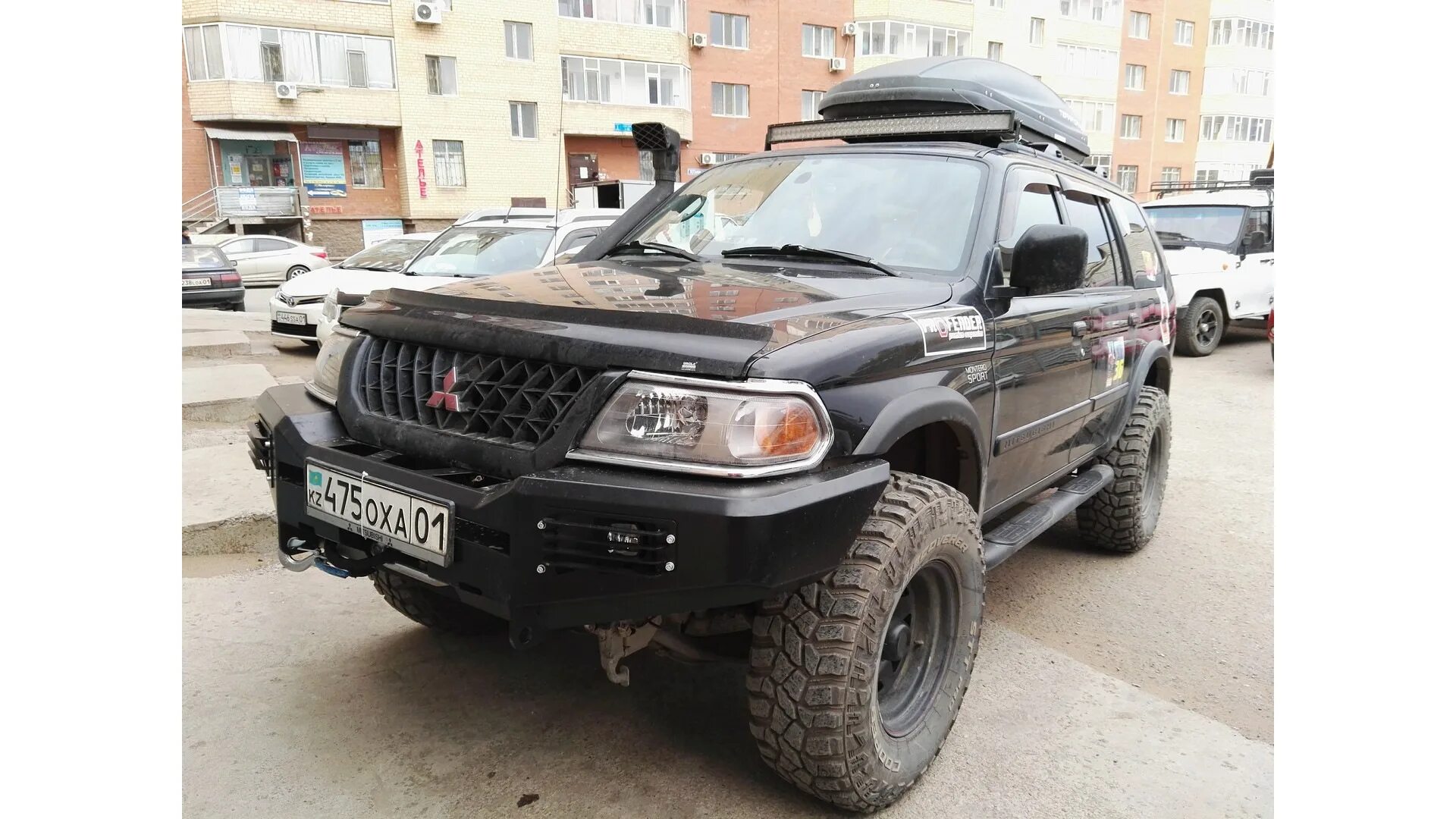 Мицубиси Монтеро силовой бампер. Силовой бампер на Монтеро спорт. Mitsubishi Pajero Sport 1 силовой бампер. Силовой бампер Паджеро спорт 1.