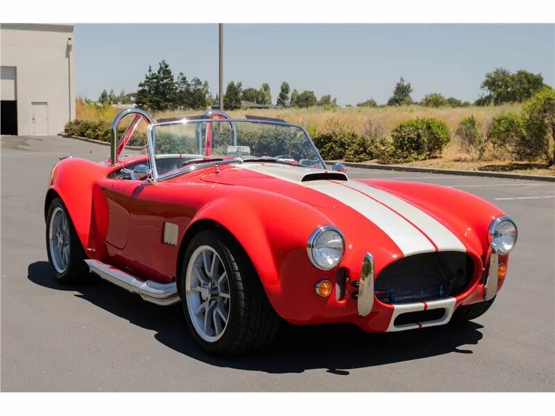 Shelby cobra купить. Реплика Шелби кобры. Shelby Cobra Replica. 1966 Shelby Cobra 427 Replica for sale. ГТА реплика Шелби Кобра.