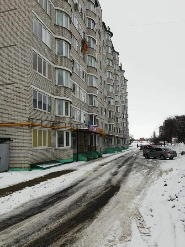 Улица дзержинского губкин. Дзержинского 115д Губкин. Дзержинского 115 б Губкин. Улица Дзержинского 115 Губкин. Дзержинского 17 г Губкин.