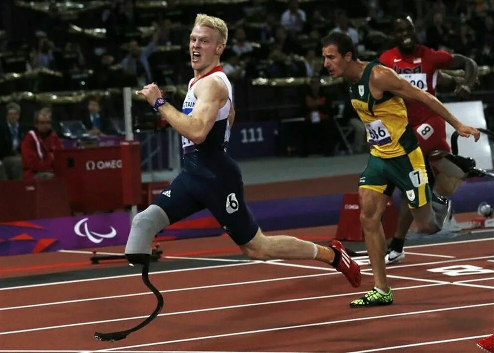Сильнее будут играть. Паралимпиада в Лондоне 2012. Спортсмены паралимпийцы. Инвалиды спортсмены. Легкая атлетика Паралимпиада.