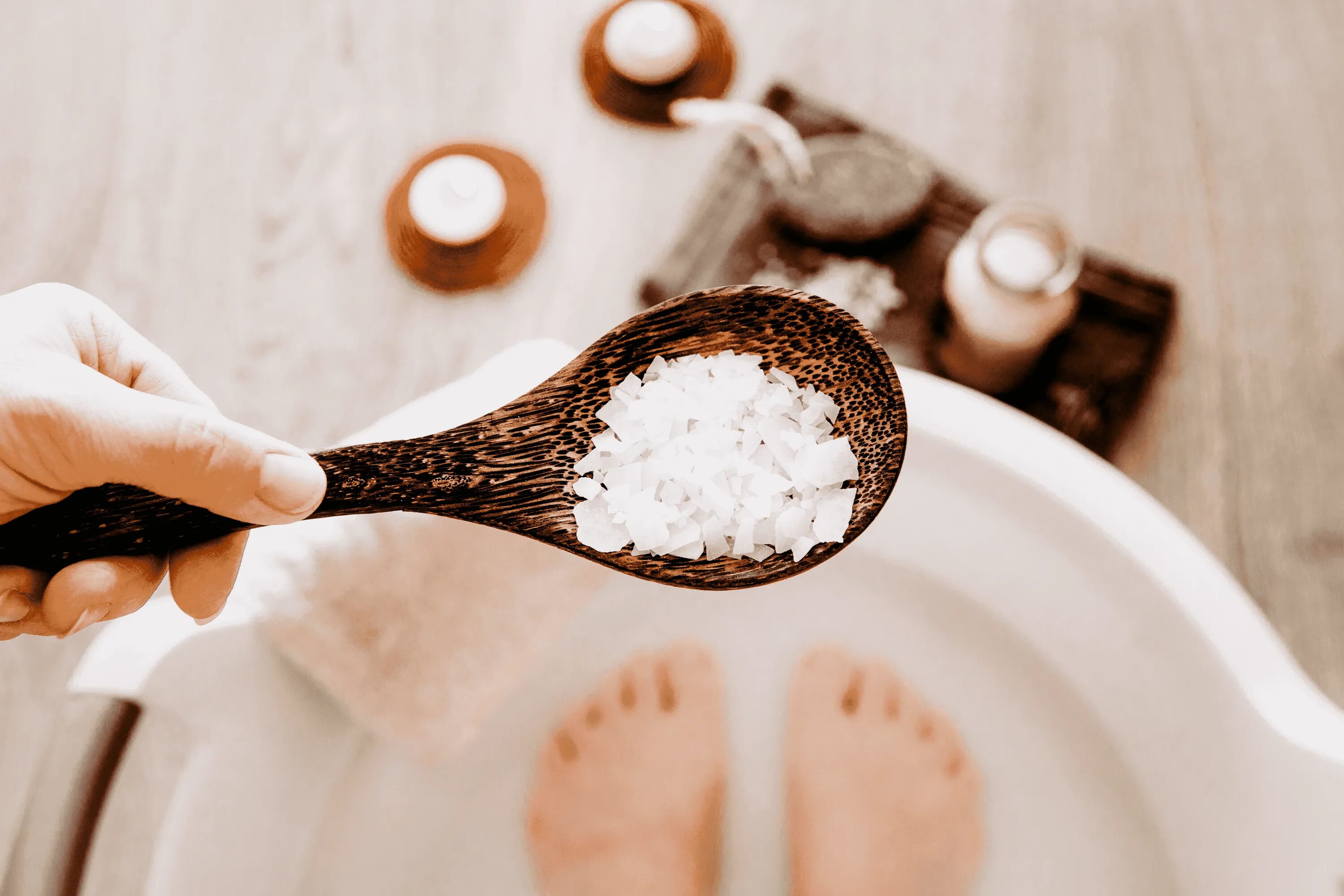 Английская соль Epsom Salt. Ванночка для ног спа. Ванночки с морской солью. Ванночка для ног с солью. Как принимать ванночки