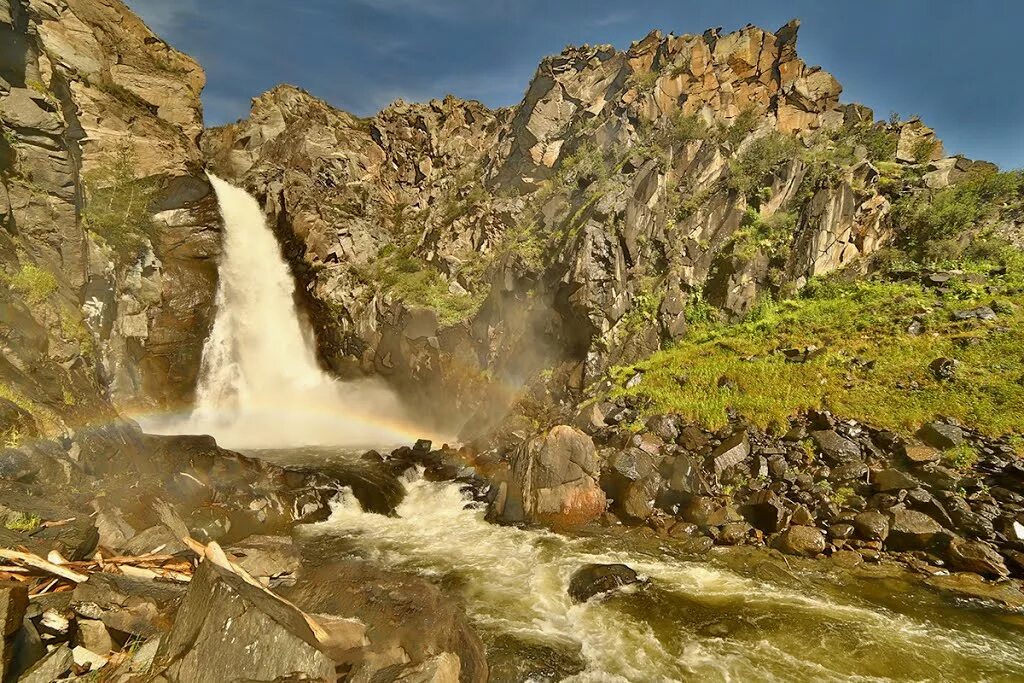 Водопад куркуре горный алтай. Куркуре водопад алтай. водопад куркуре чулышман. чулымшская долина водопад куркуре. чулышманская долина водопад алтай.