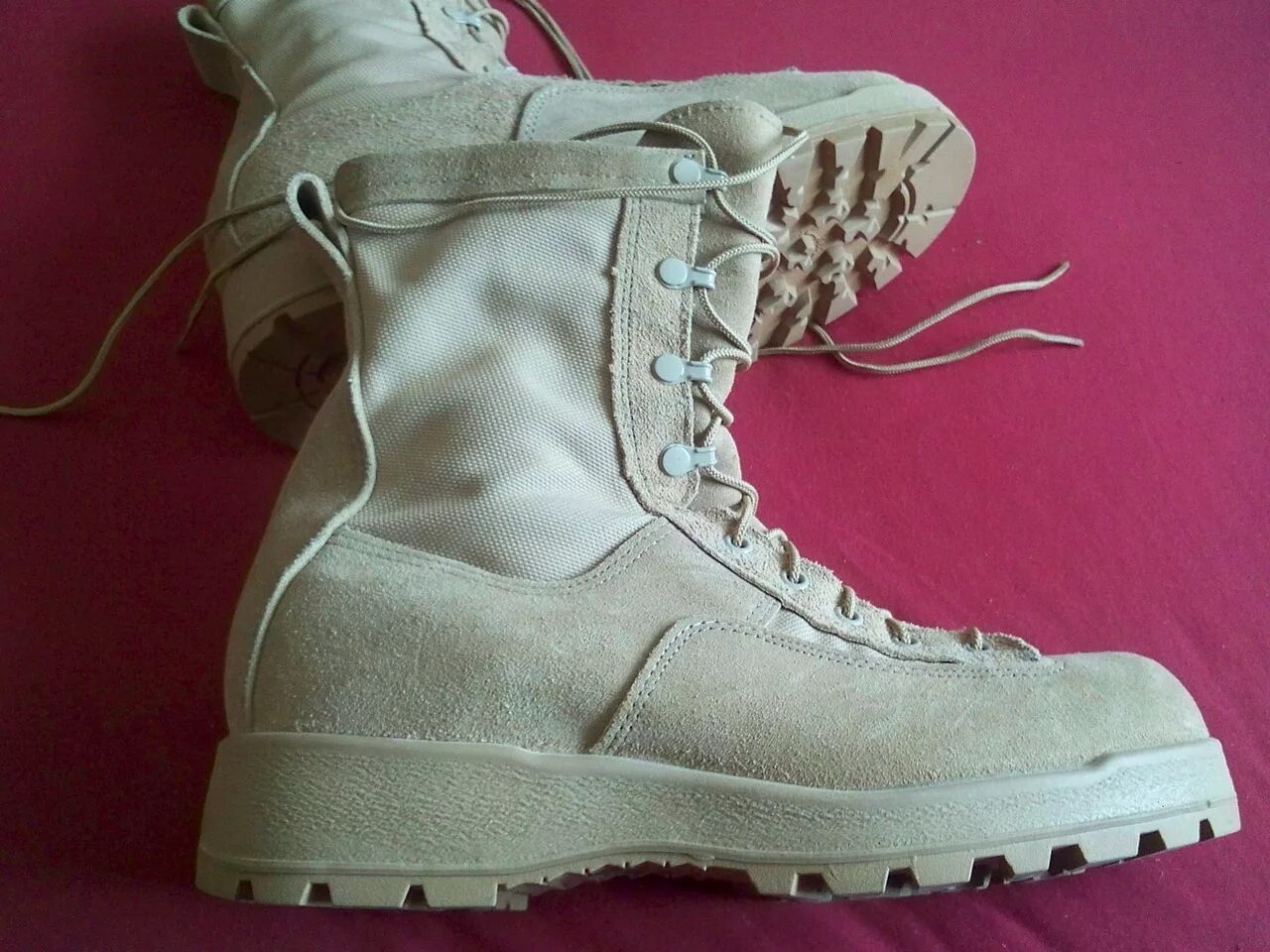 Австрийские горные берцы 42 размер. Берцы армейские бизон. Bizon ботинки берцы. Берцы м 204 калипсо. Вазы берцы.