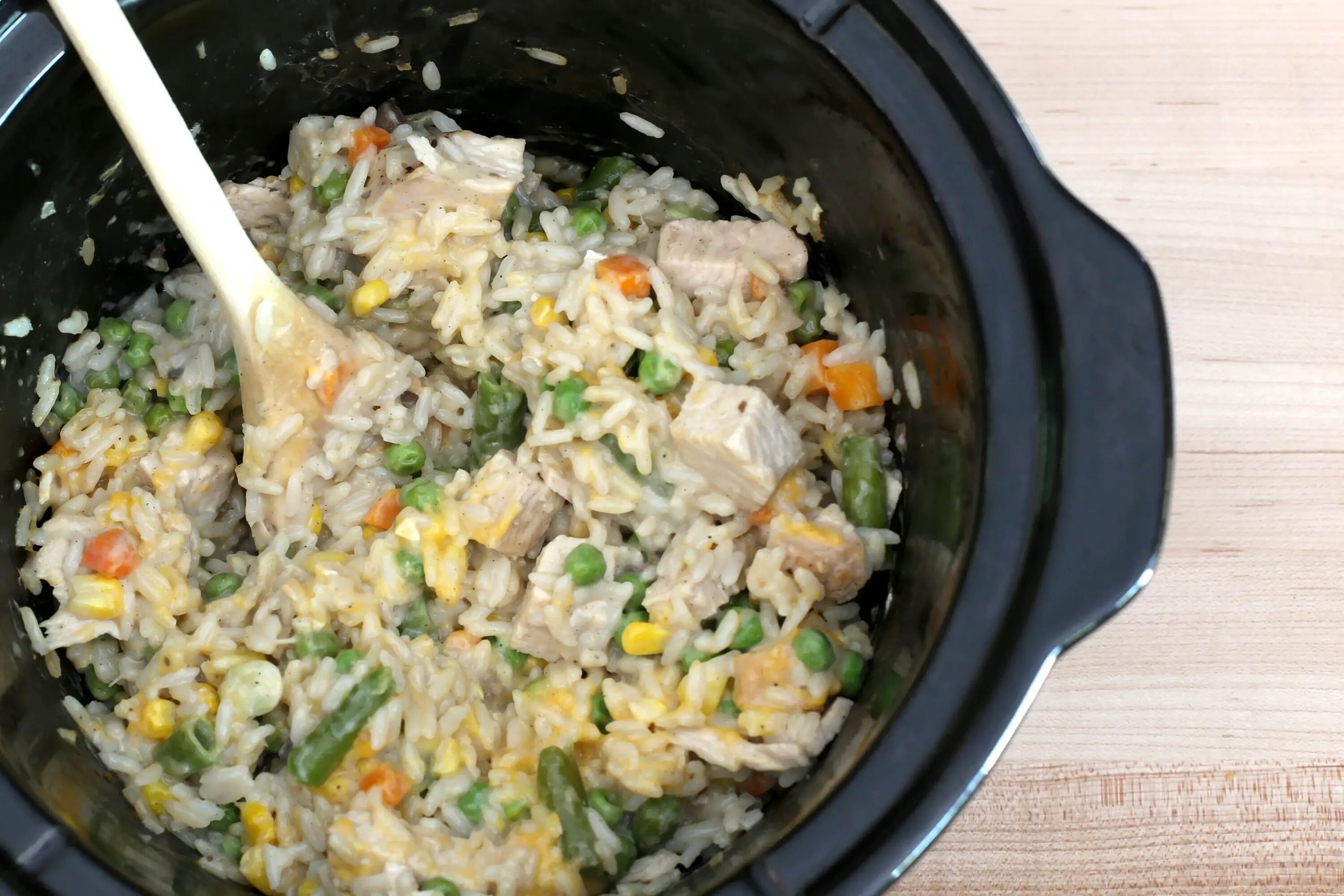 Индейка в мультиварке вкусно. Блюда с индейкой для мультиварки. рис с индейкой в пароварке. индейка мультиварка. индейка в мультиварке.