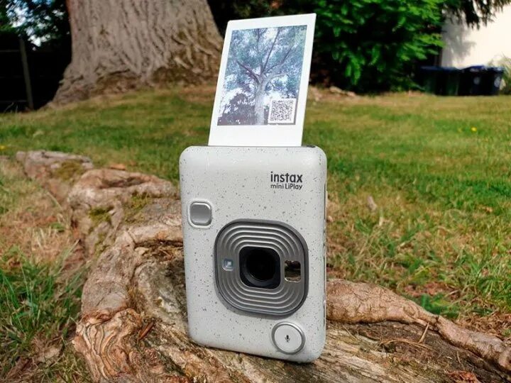 Инстакс липлей. Fujifilm instax mini liplay. Fujifilm instax mini liplay. Instax liplay фотоаппарат. Fujifilm instax mini liplay.