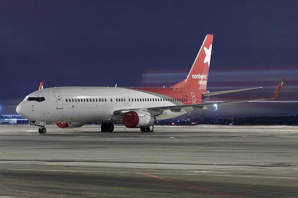 Северный ветер горячая. Боинг 737 Nordwind. Boeing 737 Nordwind Airlines. Боинг 737-800 Норд Винд. Авиакомпания Северный ветер Боинг 737 800.