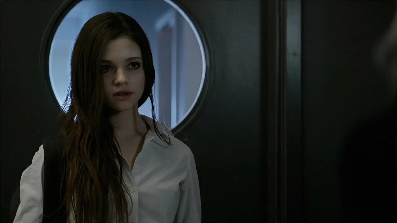 Темное зеркало суть. India Eisley тёмное зеркало. Индиа Айсли 2020. Индиа Айсли тайна разума. Индиа Айсли зеркало.