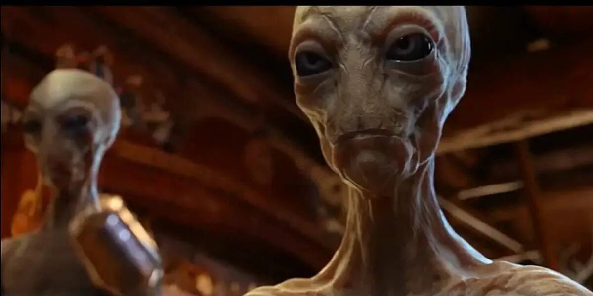 Сериал пришелец засланец. Гендиректор рен тв инопланетянин. Программа про инопланетяне. Засланец из космоса сериал 2022. Игорь прокопенко рептилойд.