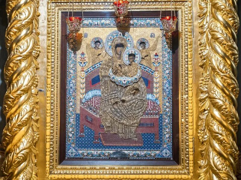 Чудотворные иконы божией матери всецарица. Иконы бм всецарица. Икона божией матери всецарица ватопед. Алексеевский монастырь икона всецарица алексеевский. Алексеевский монастырь икона всецарица.